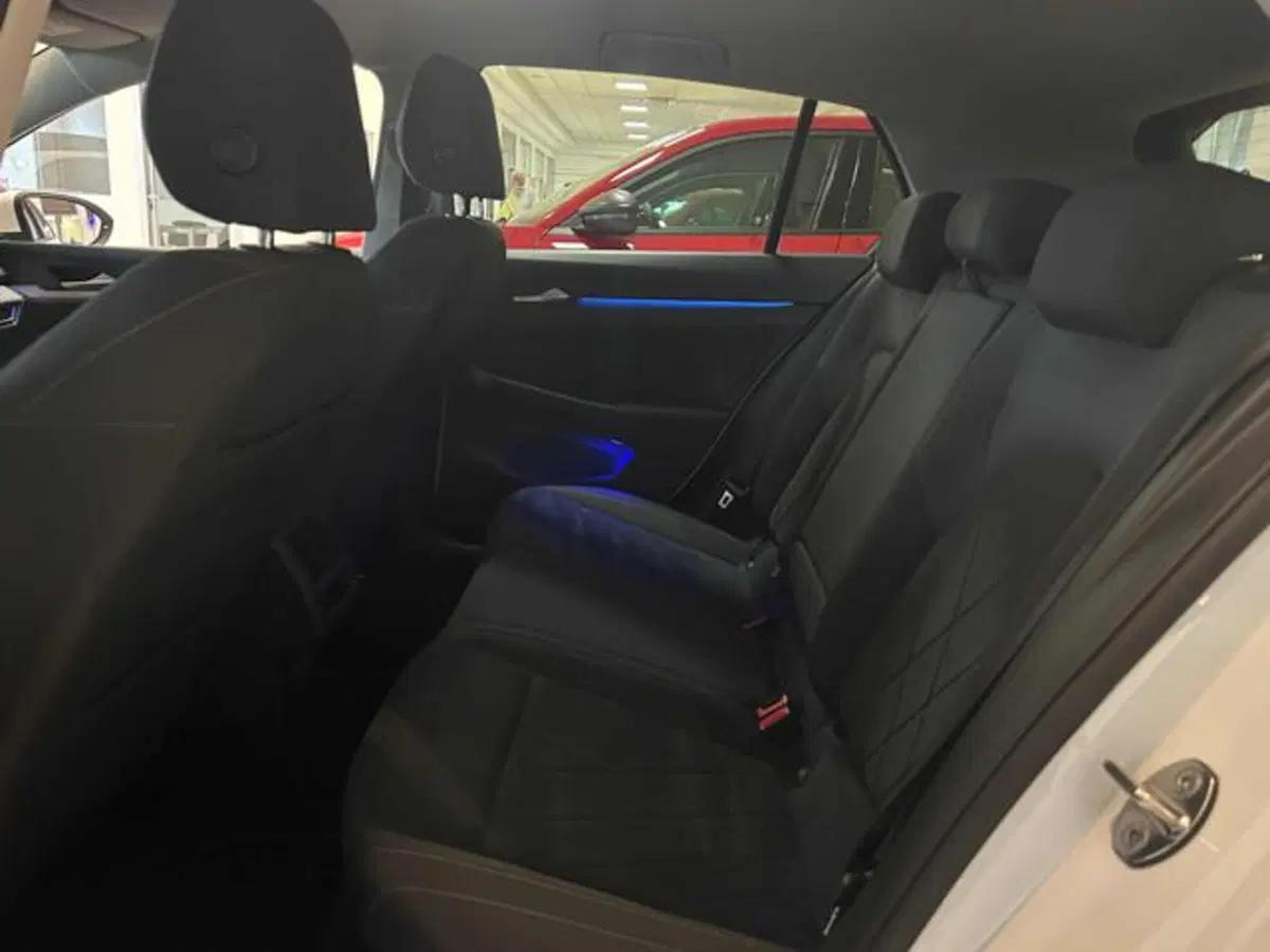 Volkswagen Golf usata a Vercelli (4)
