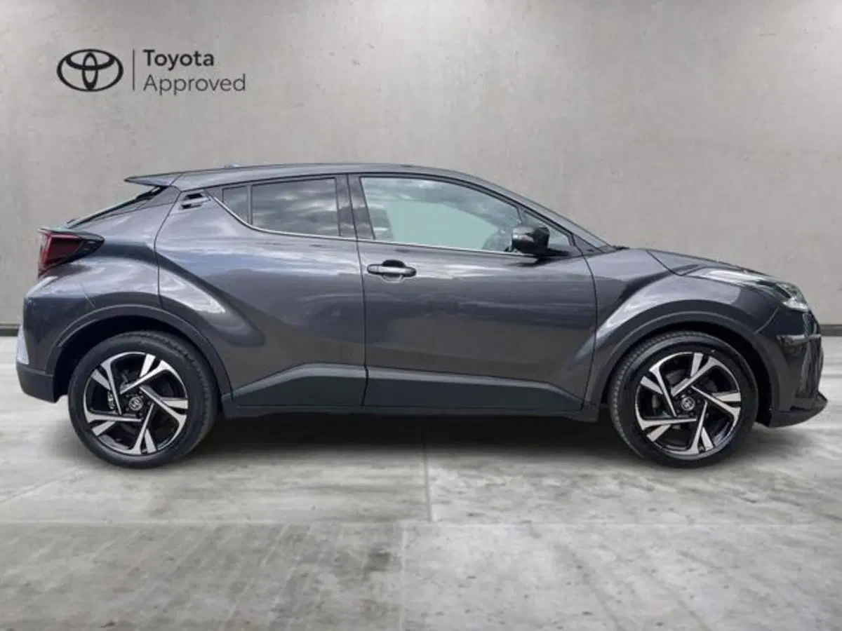 Toyota Toyota C-HR usata a Sassari (4)