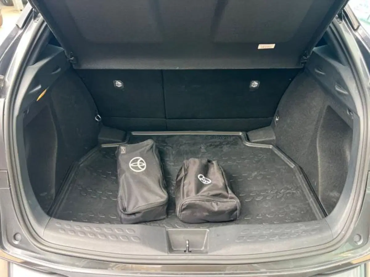 Toyota Toyota C-HR usata a Sassari (6)