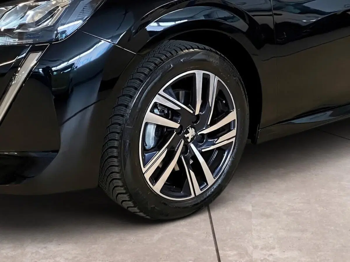 Peugeot 208 usata a Torino (15)