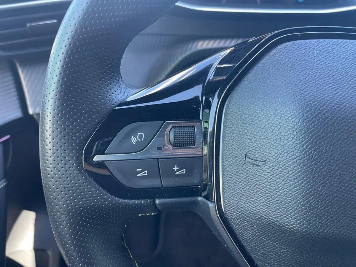 Peugeot 208 usata a Torino (12)