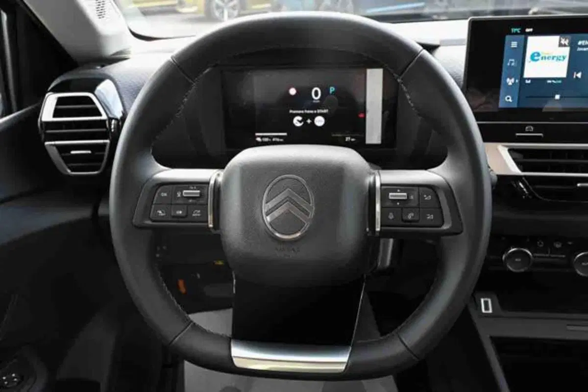 Citroen E-C4 nuova a Torino (12)