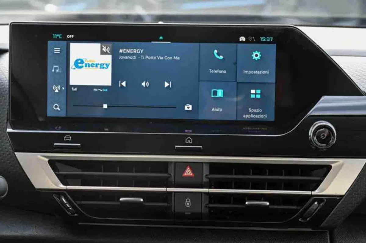 Citroen E-C4 nuova a Torino (15)