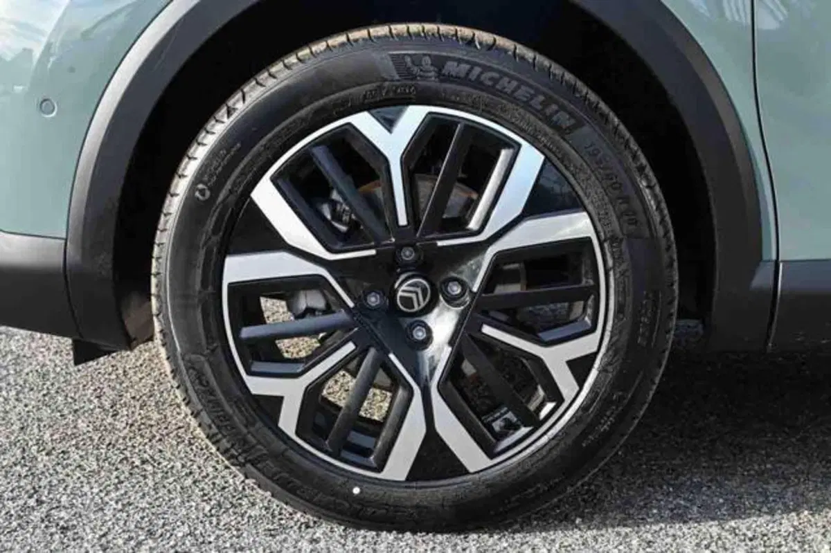 Citroen E-C4 nuova a Torino (6)