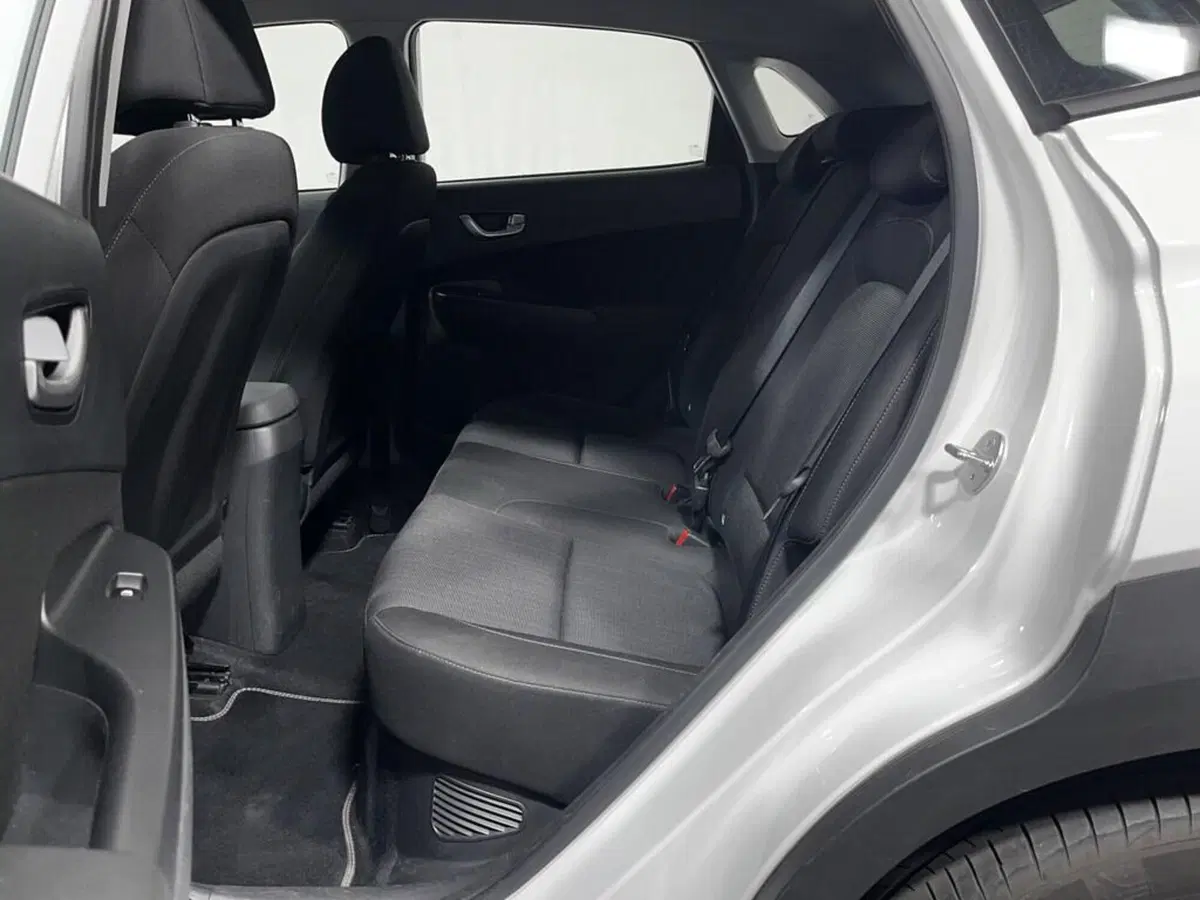 Hyundai Kona usata a Sondrio (11)