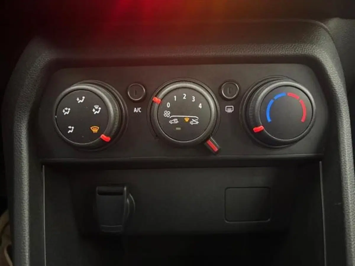 Dacia Sandero usata a Siena (14)