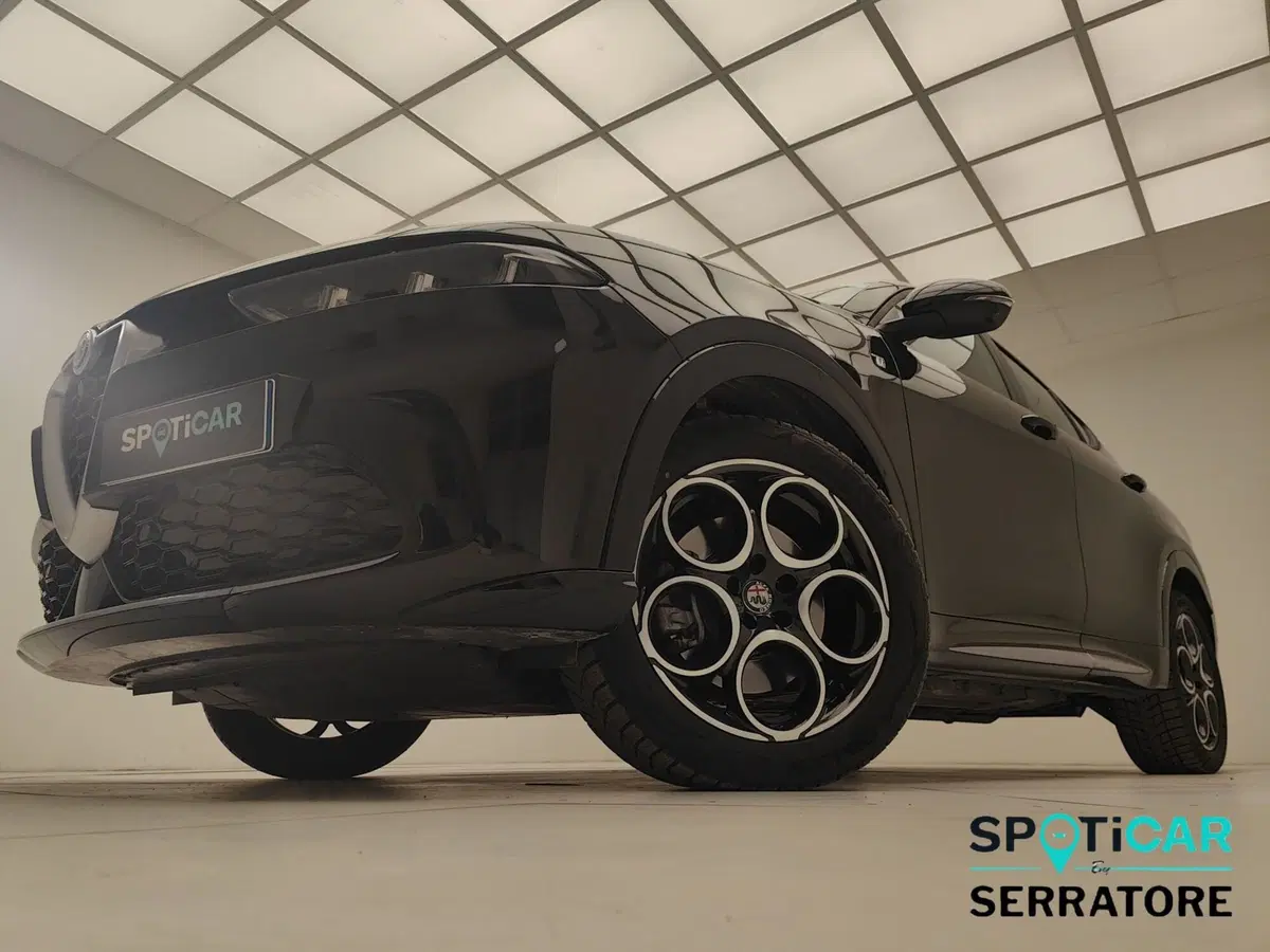 Alfa Romeo Tonale usata a Como (14)