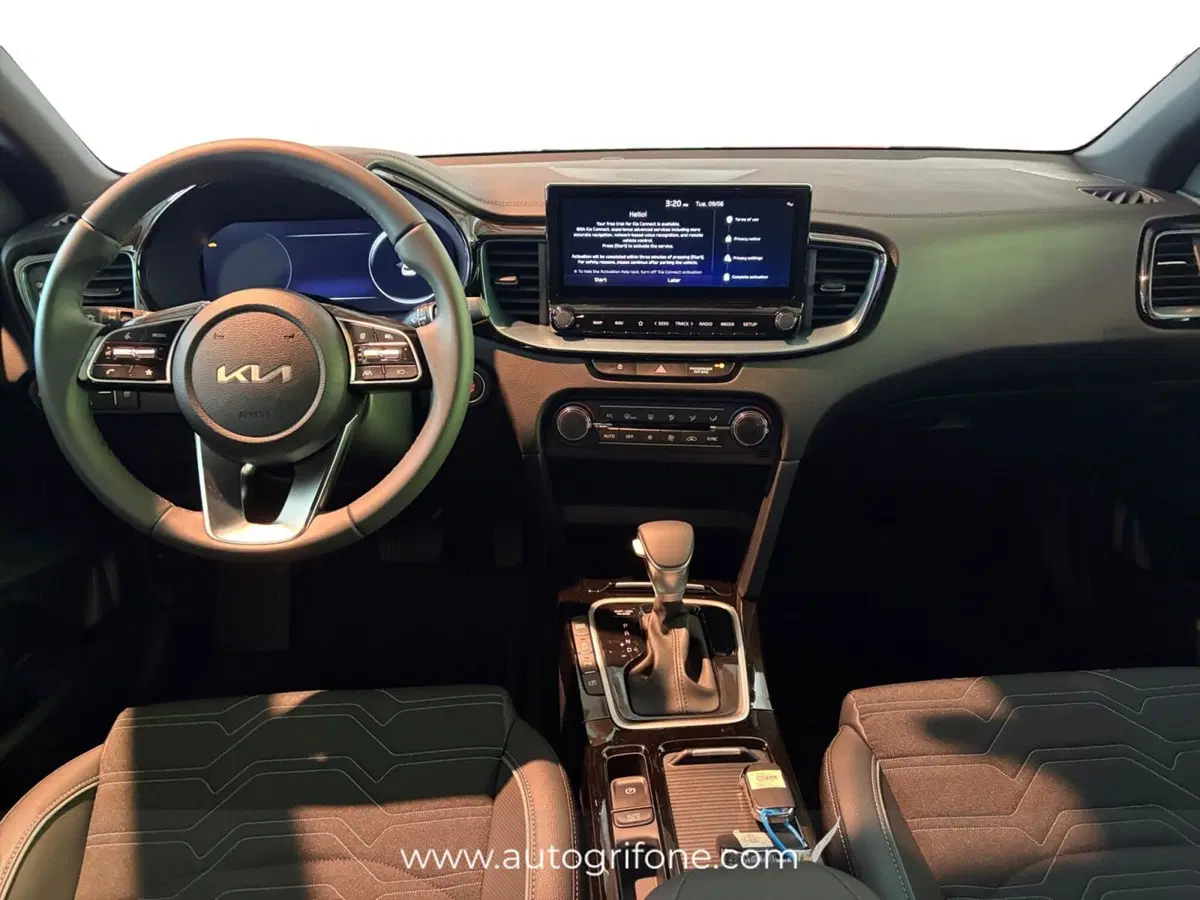 Kia XCeed nuova a Modena (10)
