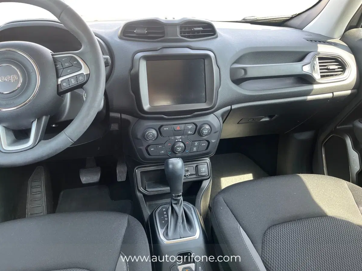 Jeep Renegade usata a Modena (11)