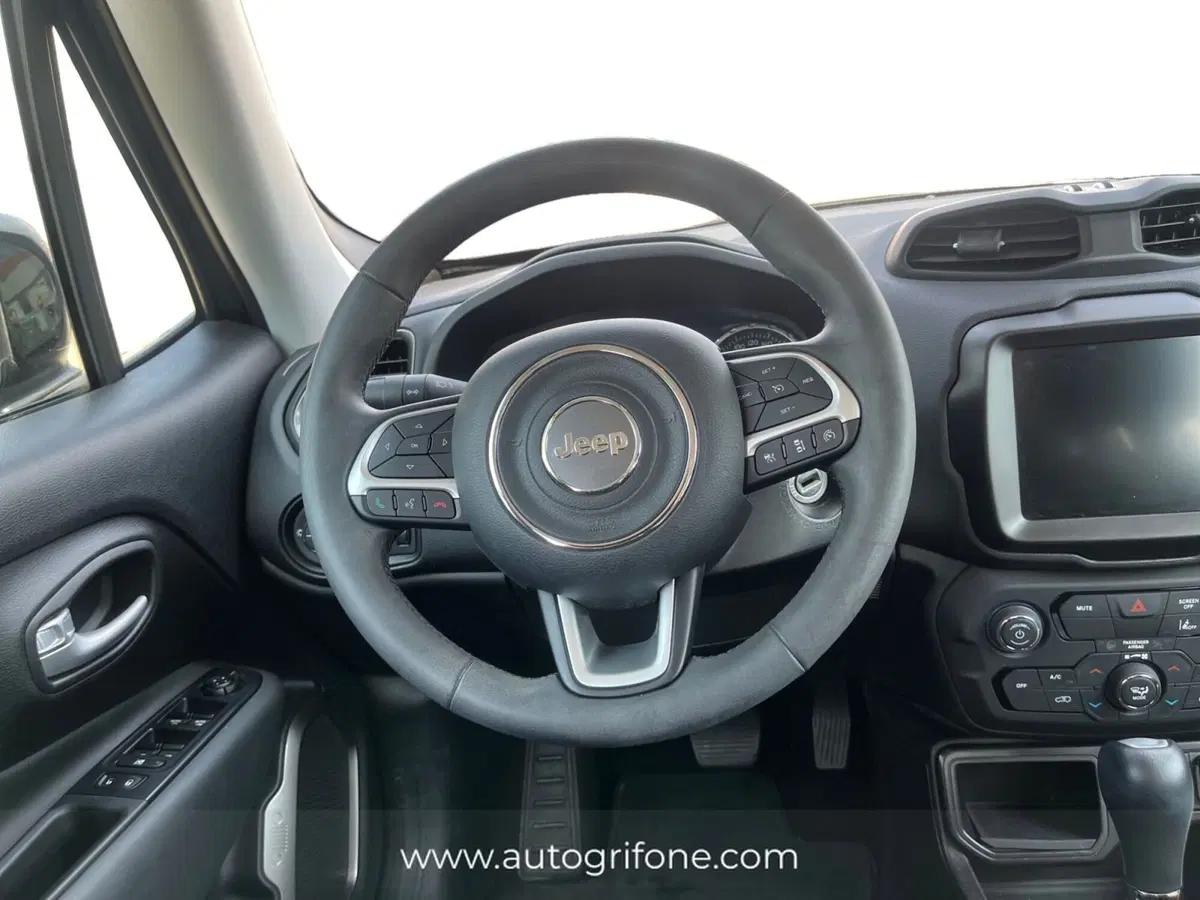 Jeep Renegade usata a Modena (12)