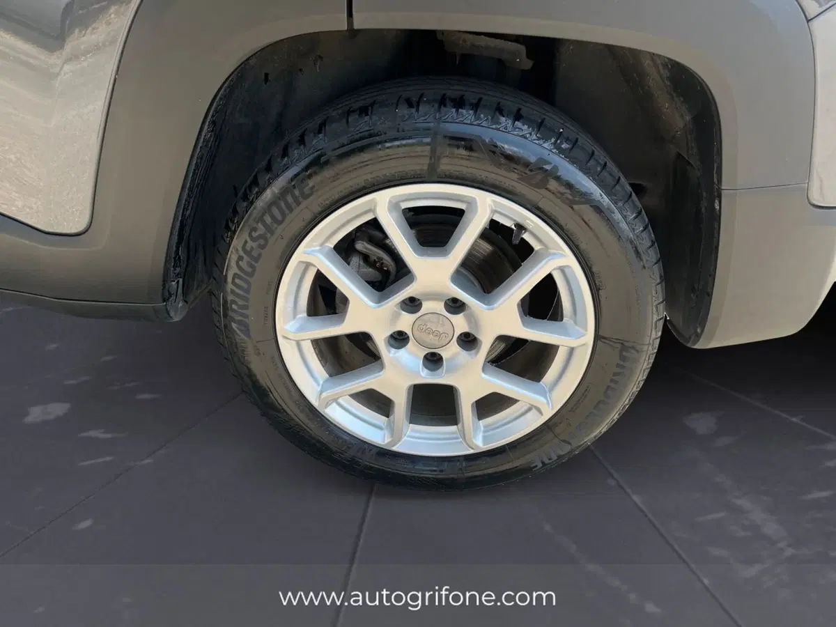 Jeep Renegade usata a Modena (14)