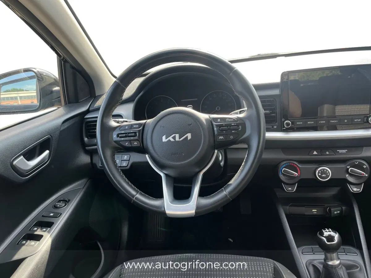 Kia Stonic usata a Modena (12)