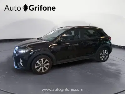 Kia Stonic 1.2 mpi Urban gpl 82cv del 2023 usata a Modena