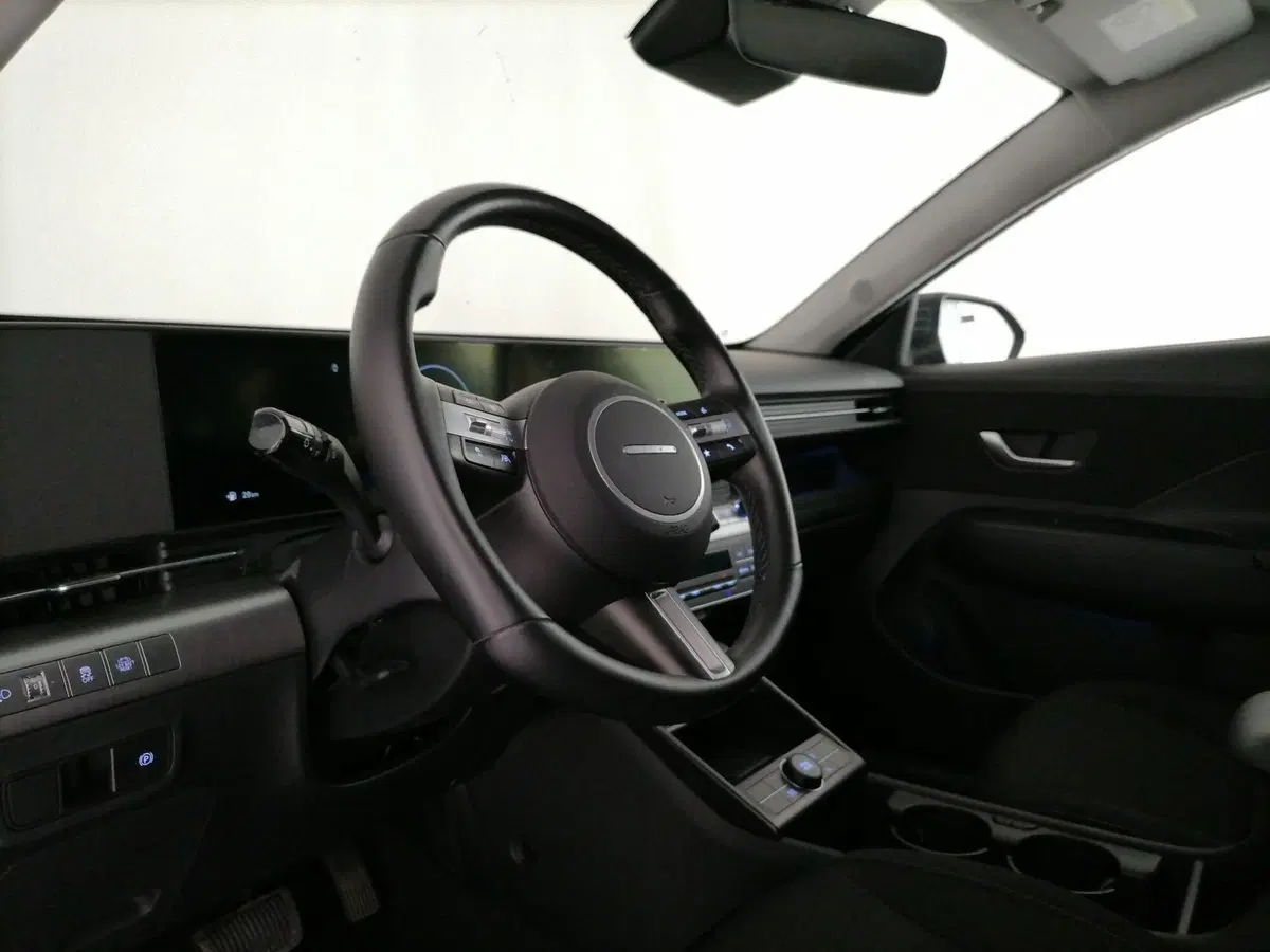 Hyundai Kona usata a Roma (11)