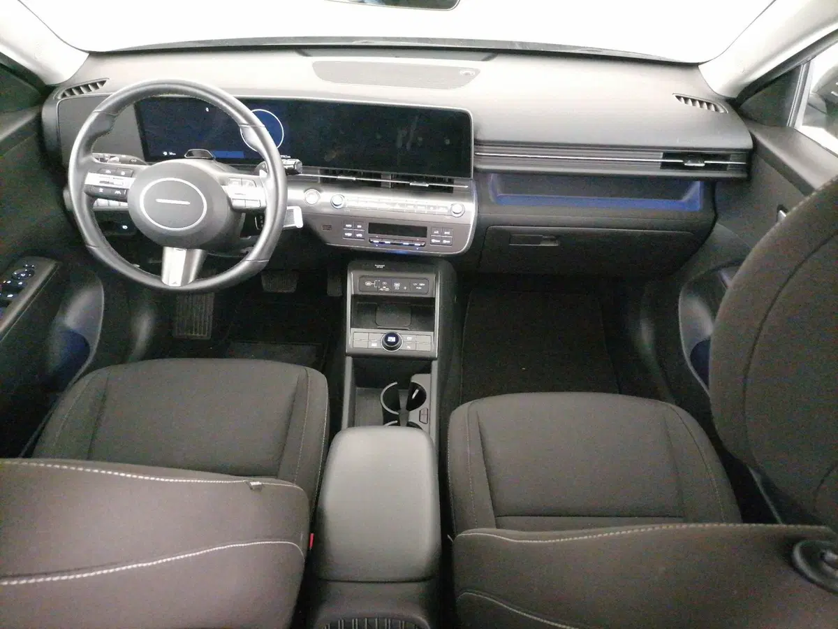 Hyundai Kona usata a Roma (9)