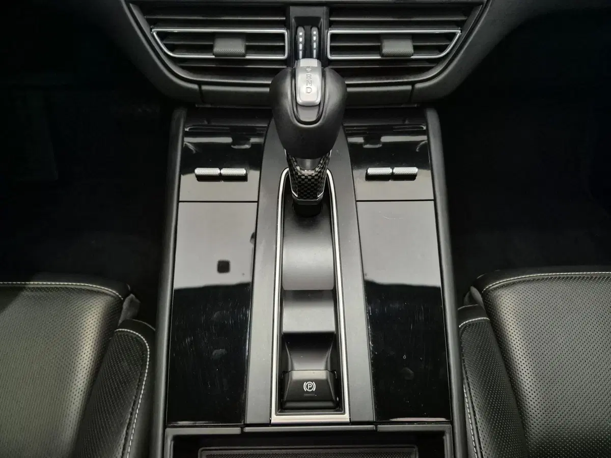Porsche Macan usata a Torino (10)