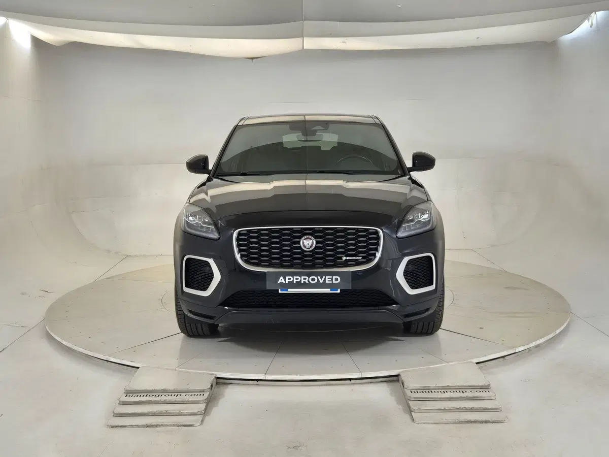 Jaguar E-Pace usata a Torino (8)
