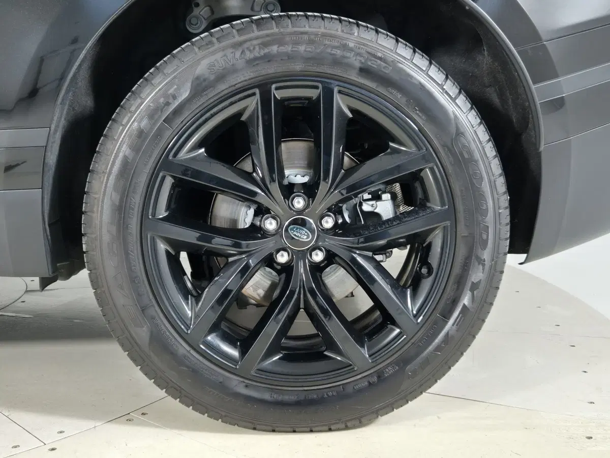 Land Rover Range Rover Velar usata a Torino (9)