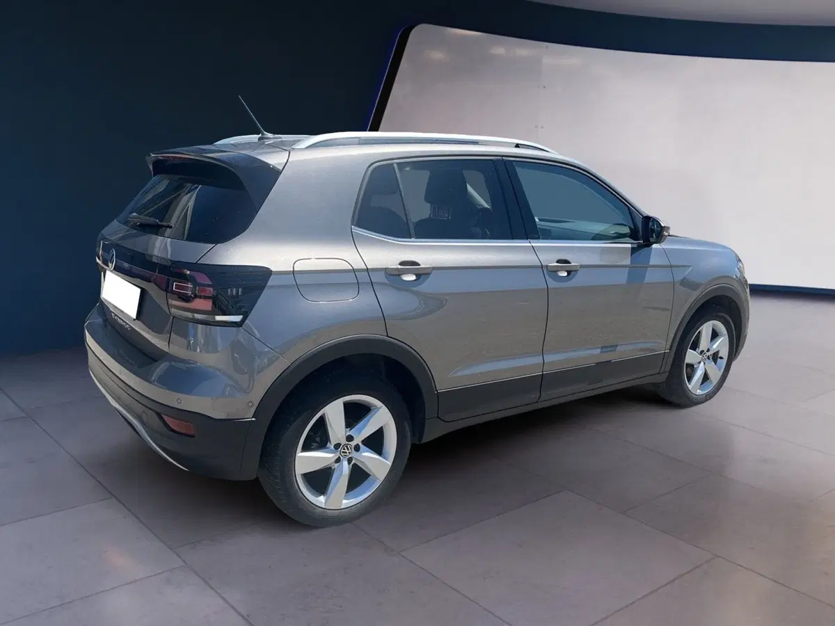 Volkswagen T-Cross usata a Torino (4)