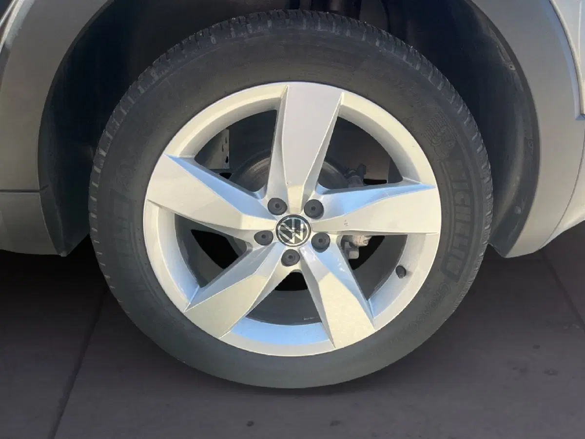 Volkswagen T-Cross usata a Torino (8)