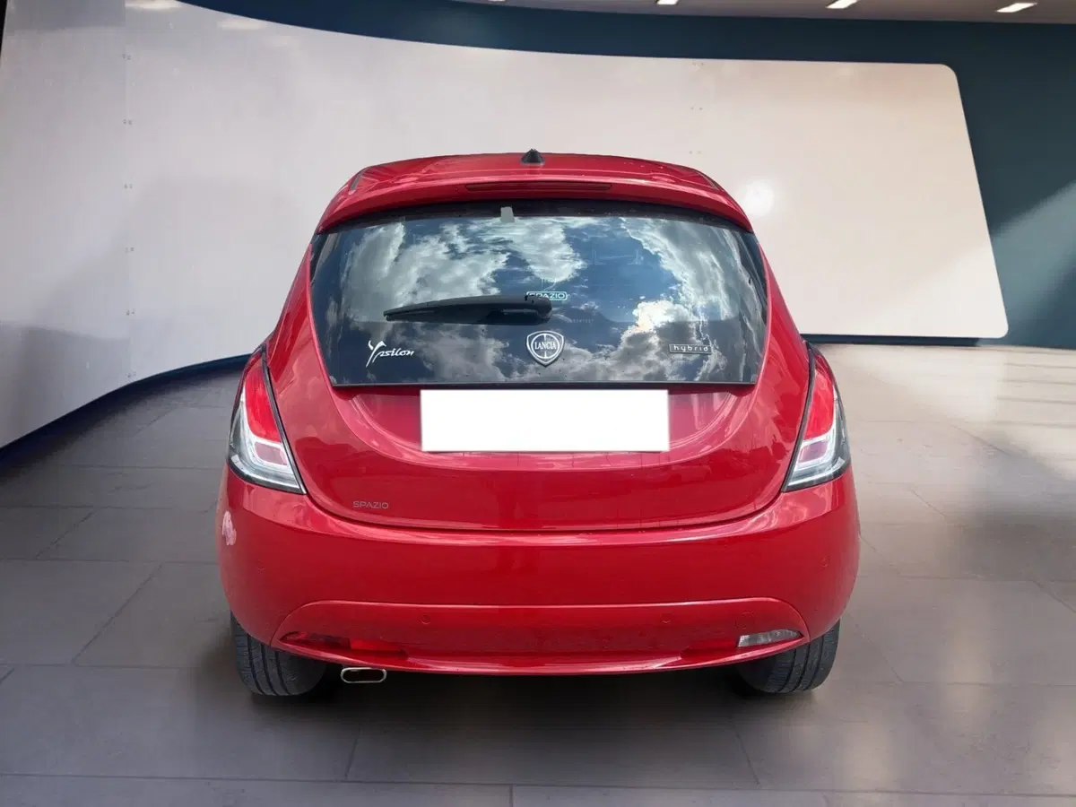 Lancia Ypsilon usata a Torino (5)