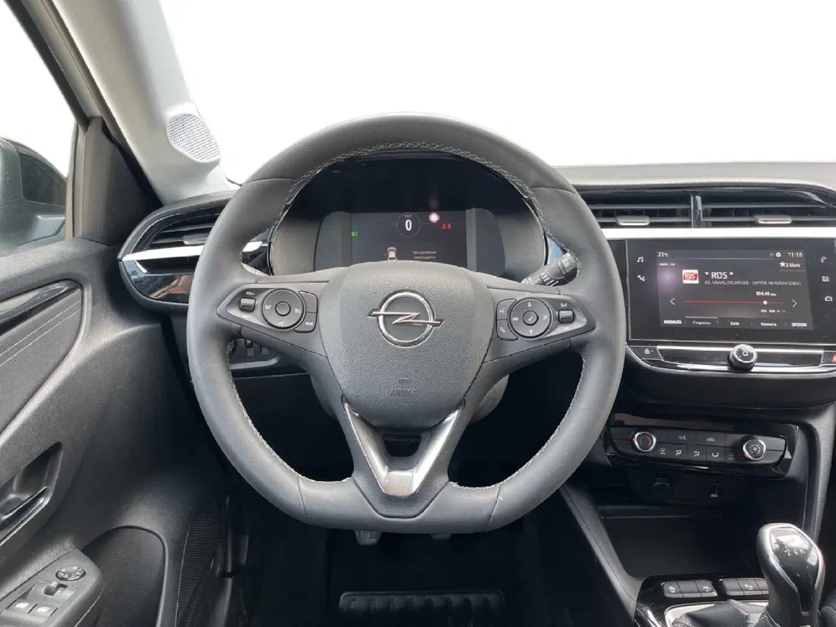 Opel Corsa usata a Torino (12)