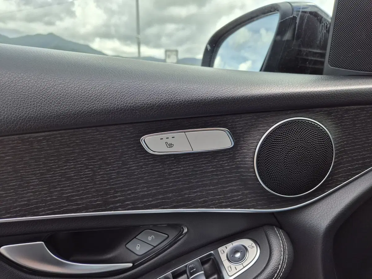 Mercedes-Benz GLC SUV usata  (18)