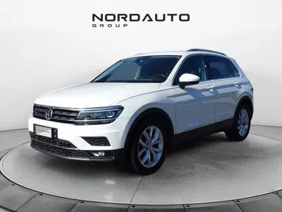 Volkswagen Tiguan 2.0 TDI SCR DSG 4MOTION Executive BMT del 2017 usata a Venezia