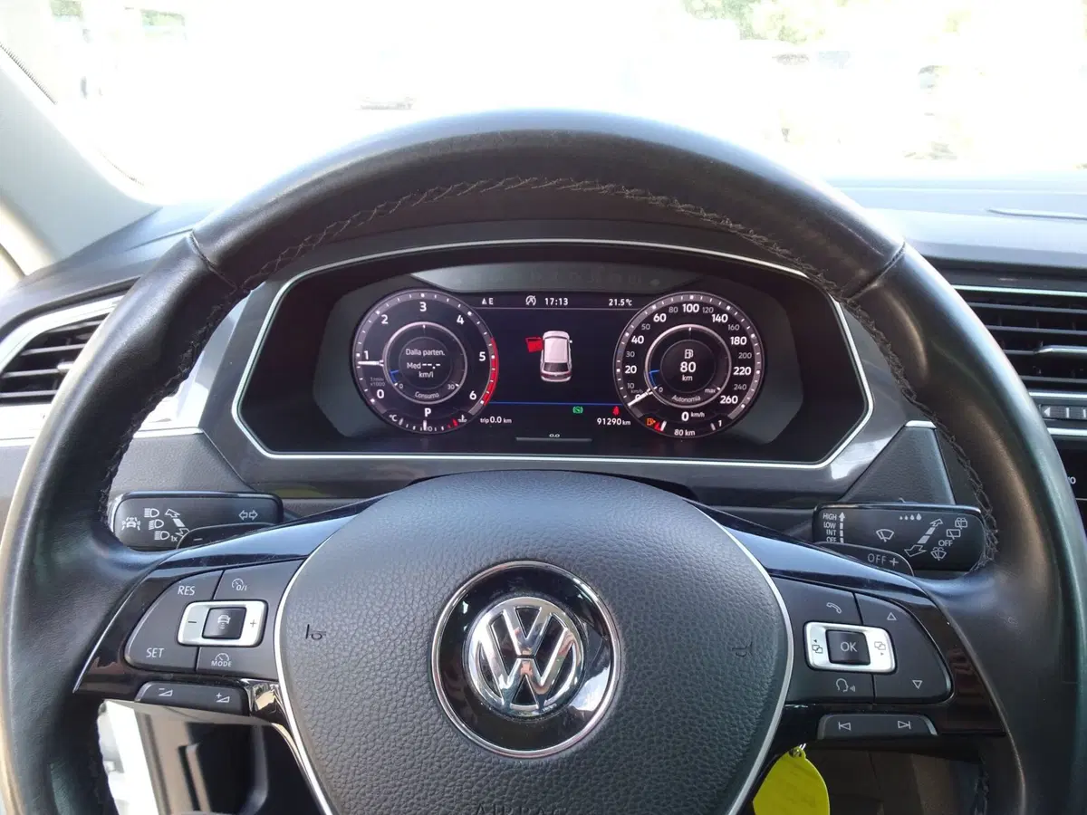 Volkswagen Tiguan usata a Venezia (12)