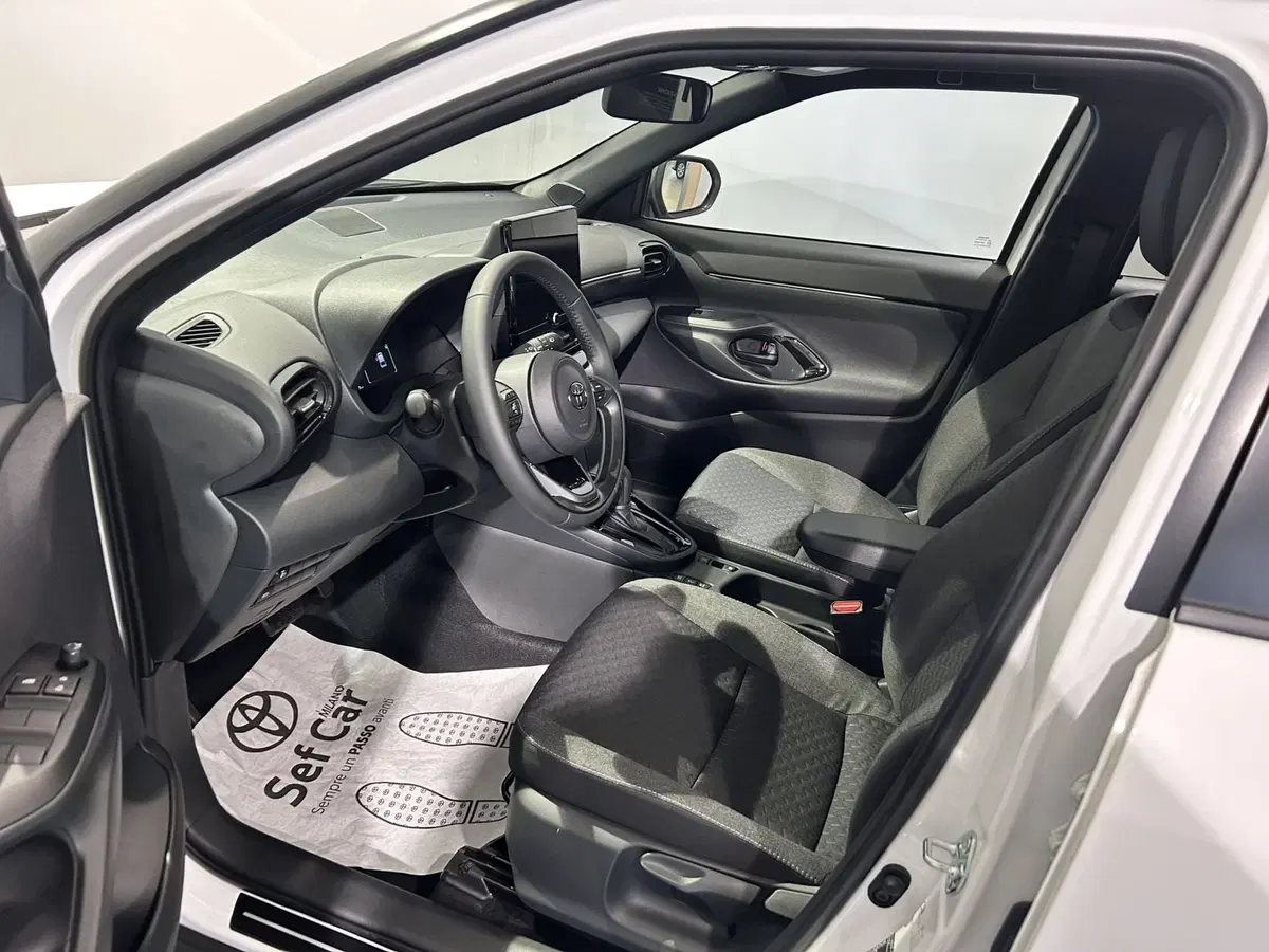 Toyota Yaris Cross usata a Milano (12)