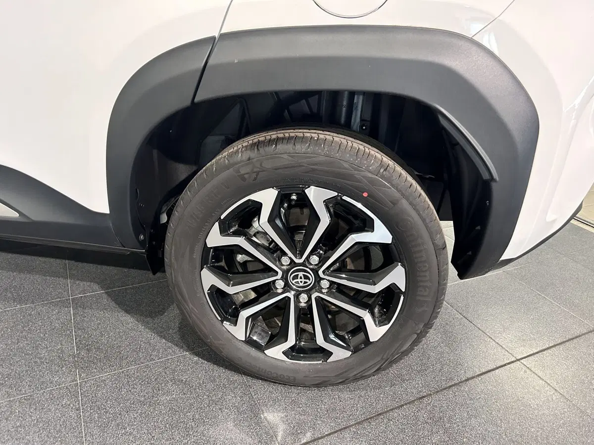 Toyota Yaris Cross usata a Milano (7)