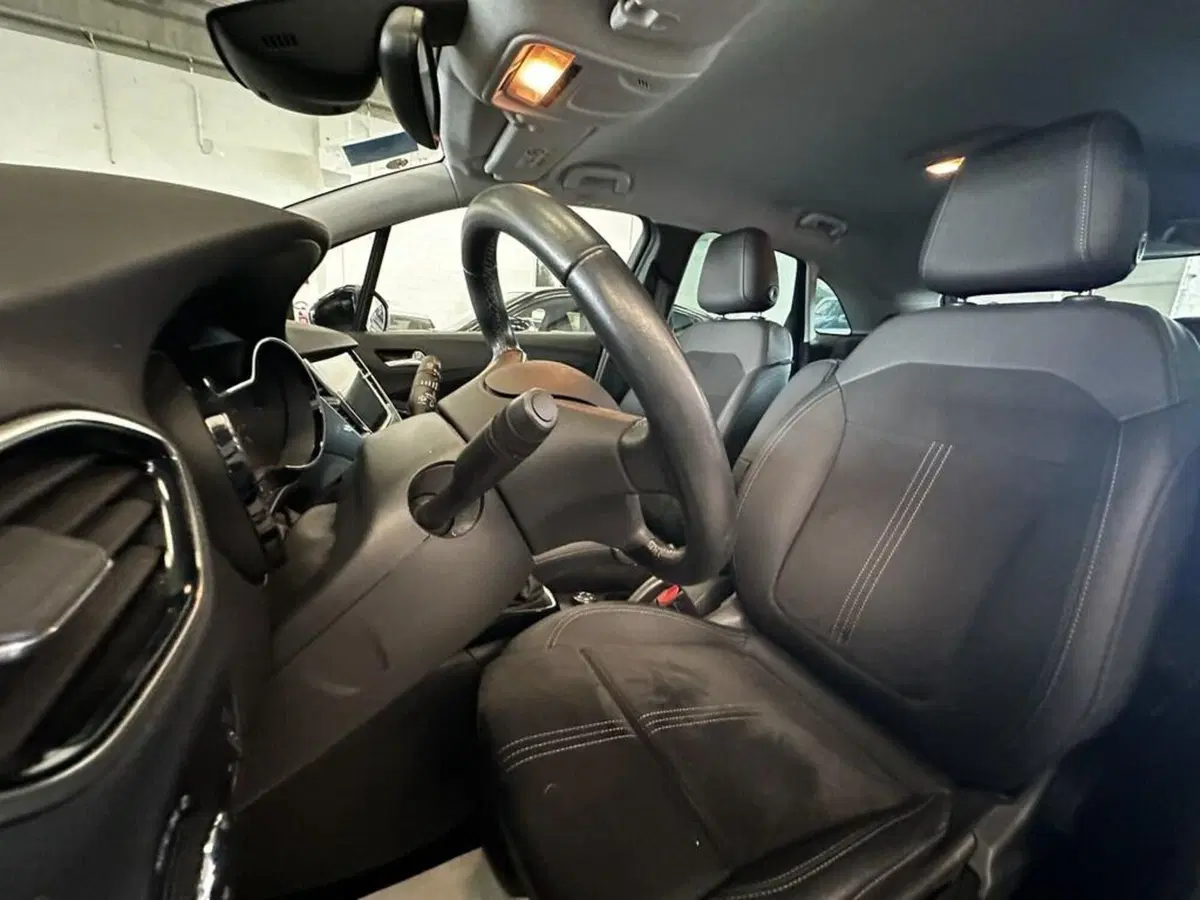 Opel Crossland usata a Alessandria (10)