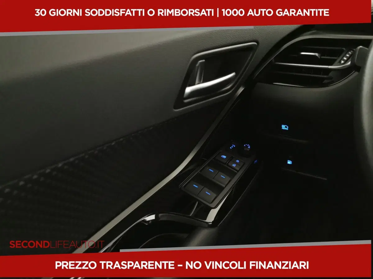 Toyota Toyota C-HR usata a Chieti (14)