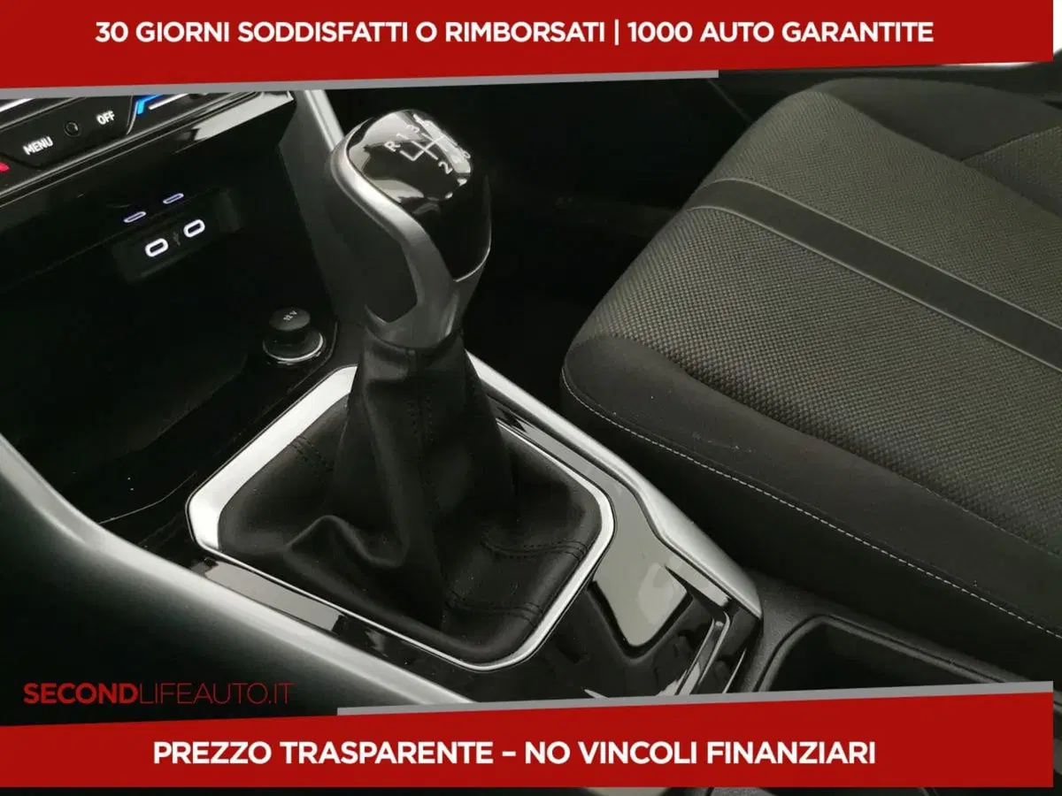 Volkswagen T-Roc usata a Chieti (14)