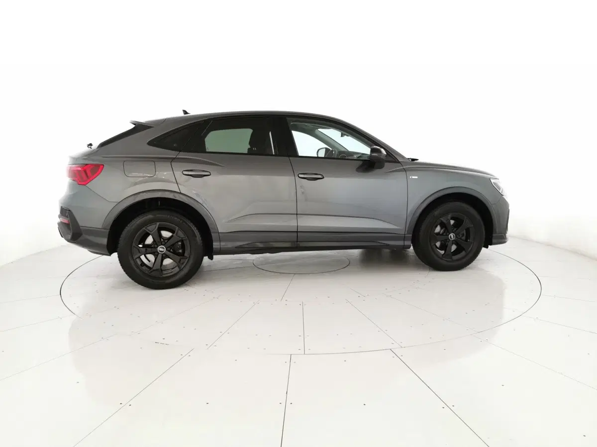 Audi Q3 Sportback usata a Chieti (4)