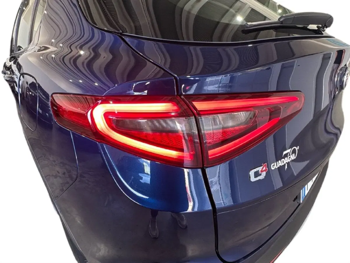 Alfa Romeo Stelvio usata a Agrigento (10)