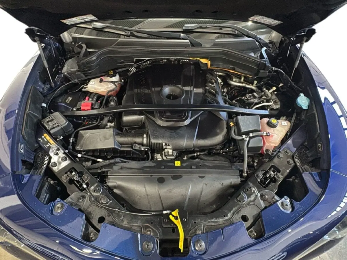Alfa Romeo Stelvio usata a Agrigento (13)