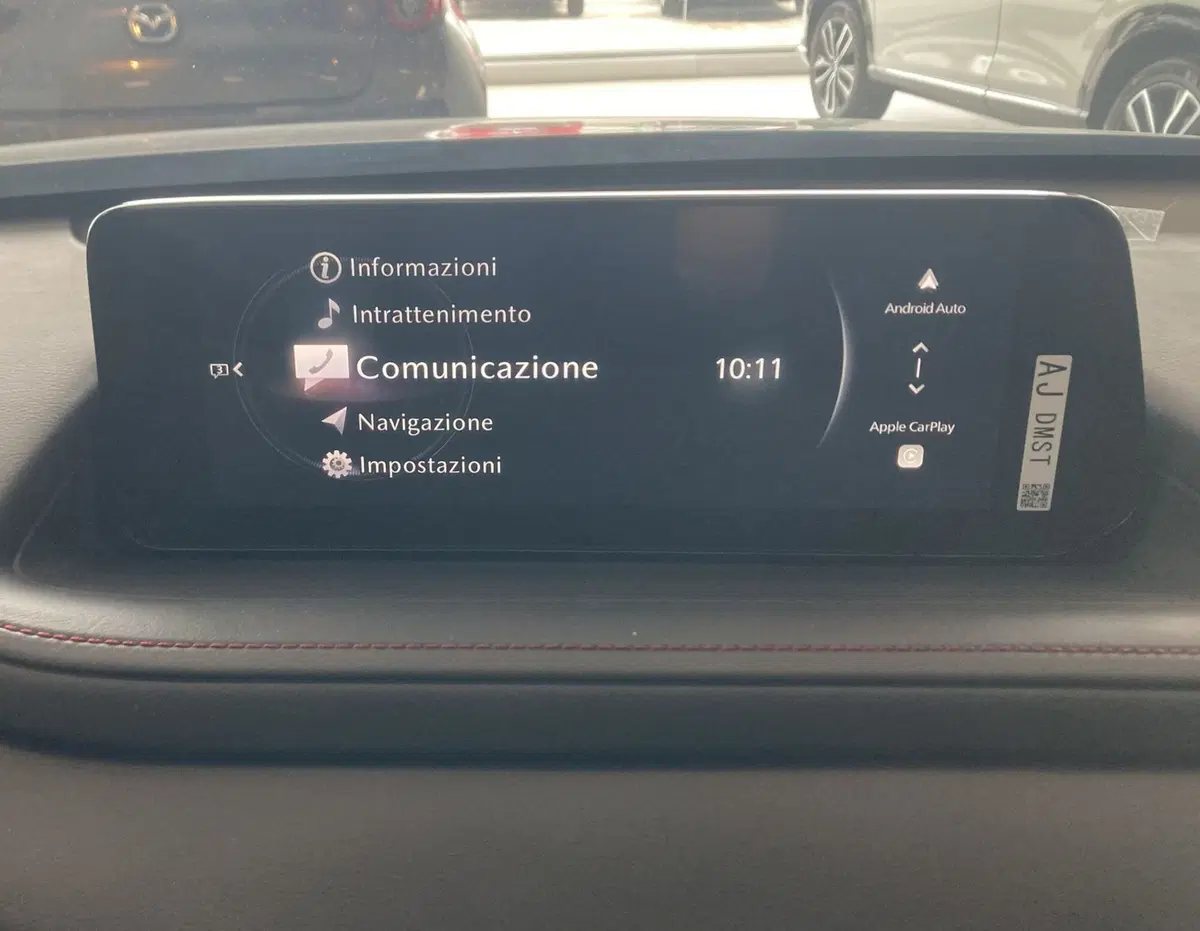 Mazda CX-30 nuova a Pavia (13)