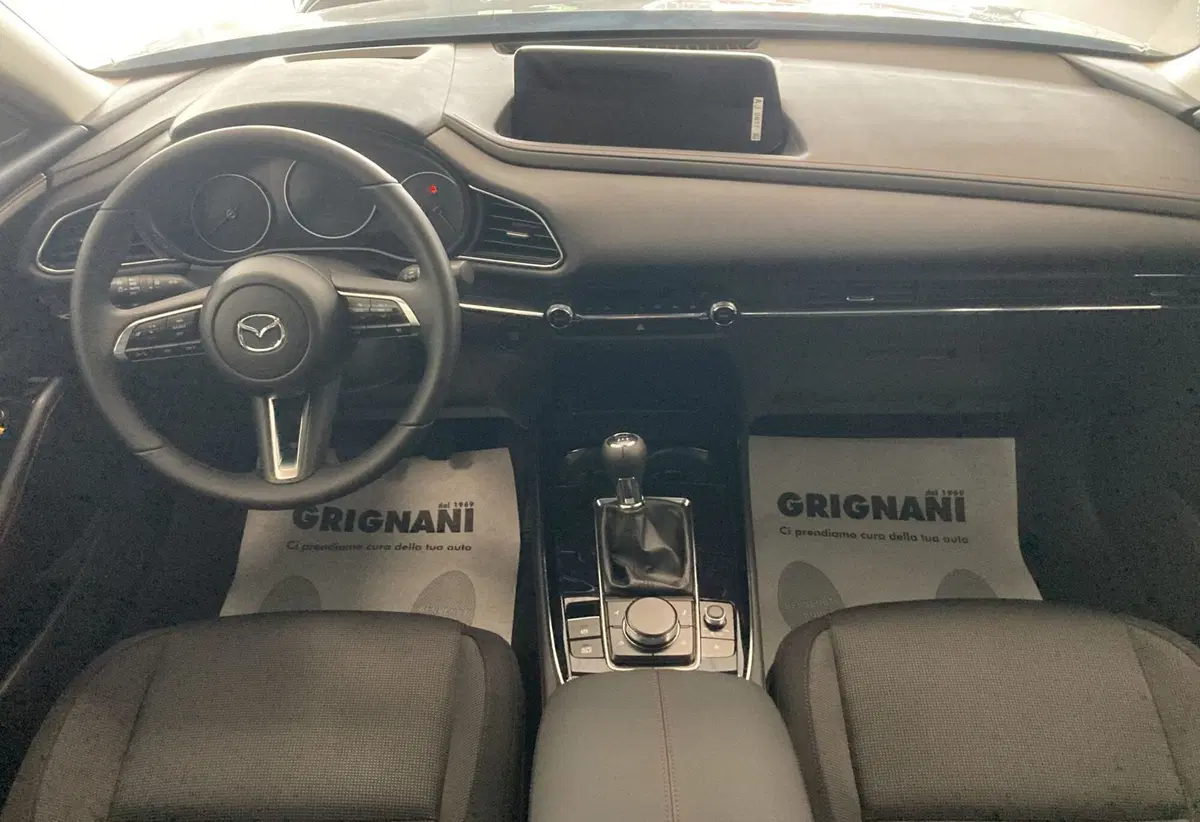 Mazda CX-30 nuova a Pavia (9)