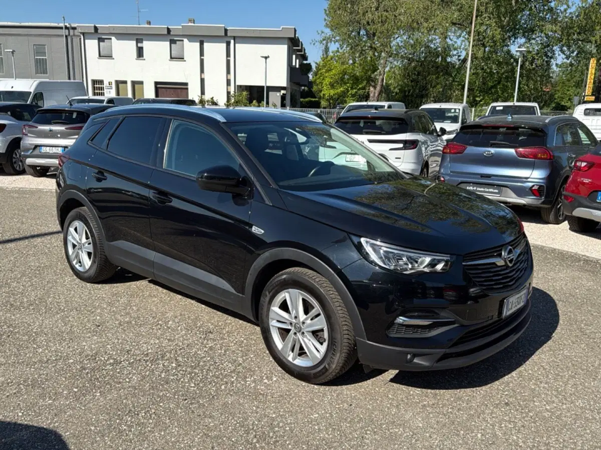 Opel Grandland X usata a Bologna (8)