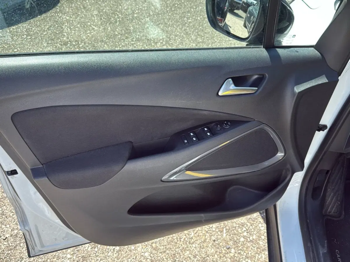 Opel Crossland usata a Ravenna (18)