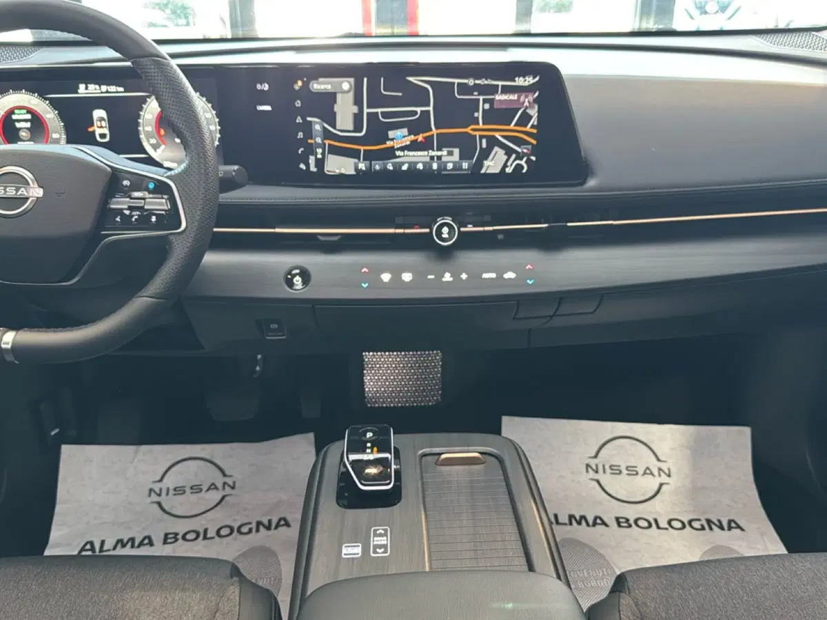Nissan Ariya nuova a Bologna (16)