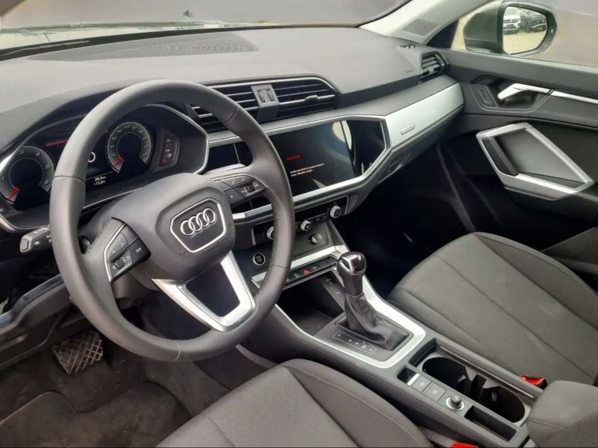Audi Q3 usata a Livorno (13)