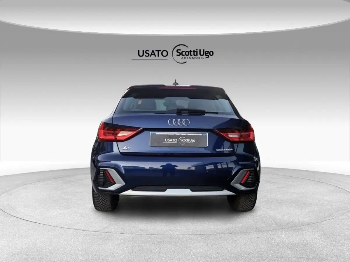 Audi A1 allstreet usata a Livorno (5)