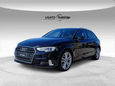 Audi A3 Sportback 1.6 TDI 116 CV Sport del 2019 usata a Livorno