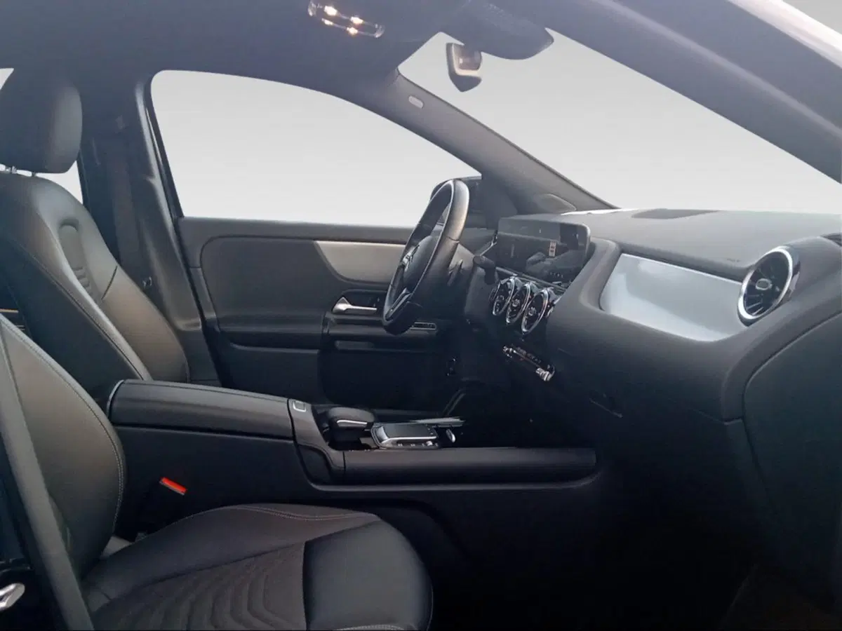 Mercedes-Benz GLA SUV usata a Siena (13)