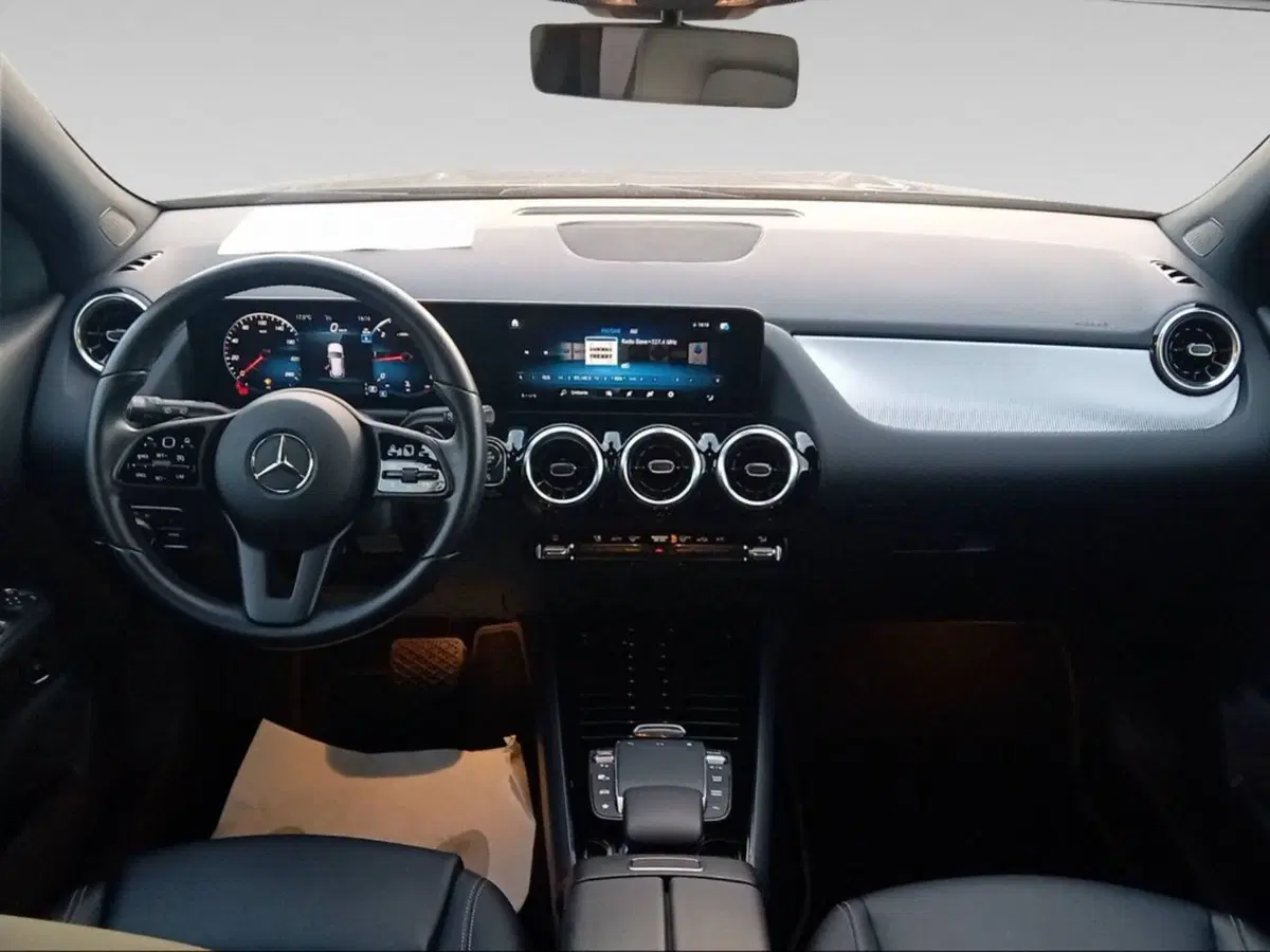 Mercedes-Benz GLA SUV usata a Siena (14)