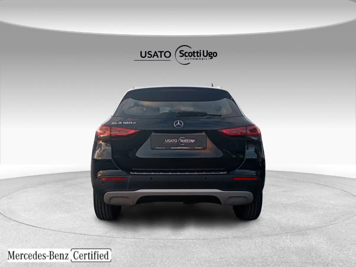 Mercedes-Benz GLA SUV usata a Siena (7)