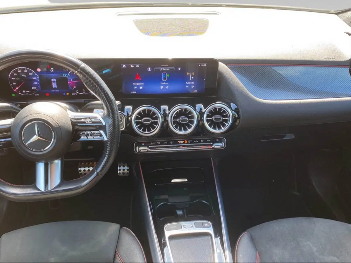 Mercedes-Benz GLA SUV usata a Pisa (10)