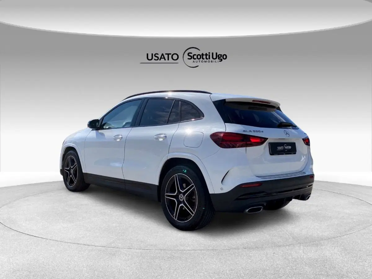 Mercedes-Benz GLA SUV usata a Pisa (4)